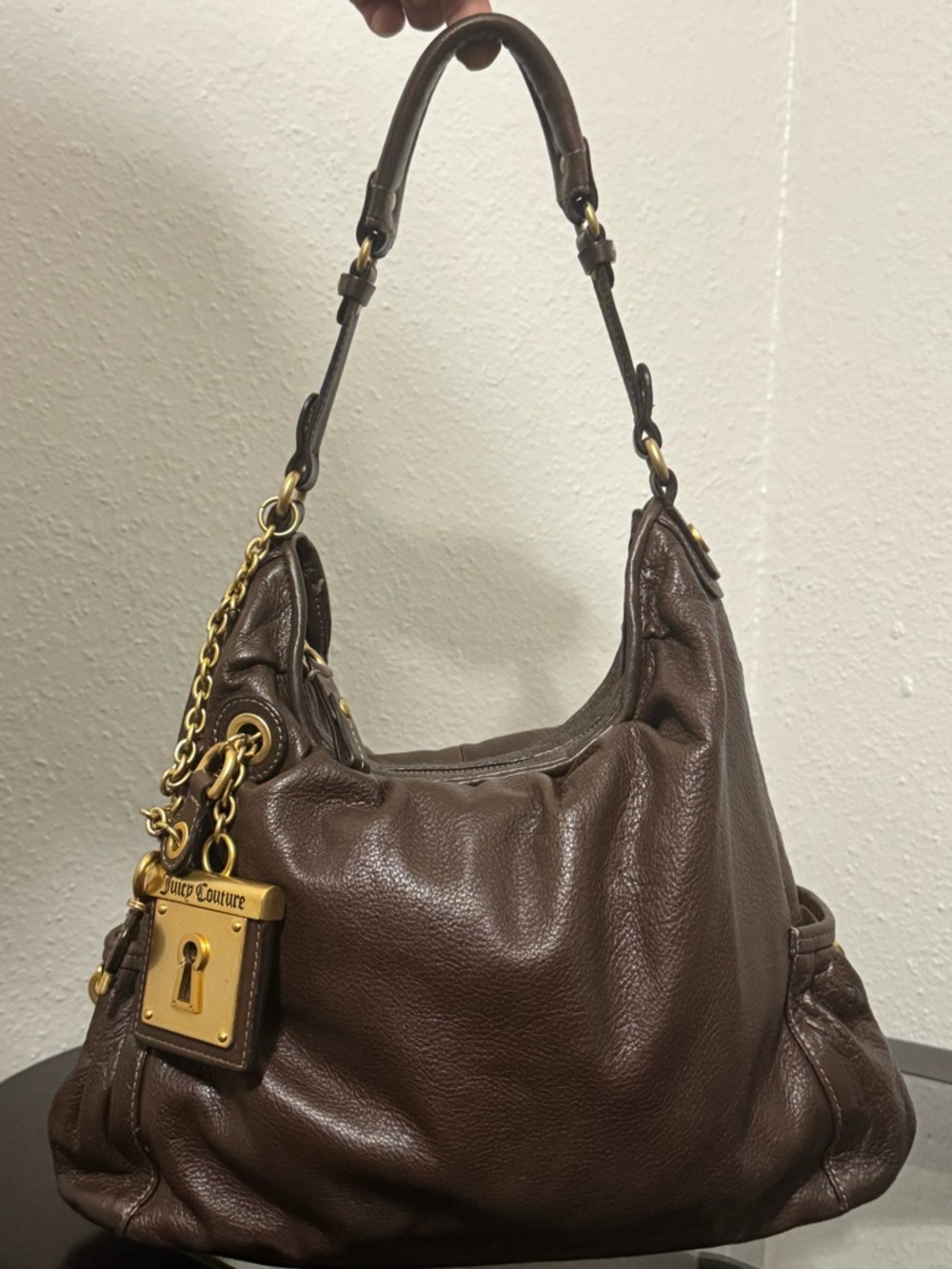 Juicy Couture Chocolate Brown Leather Shoulder Bag with Gold Charm - Picture 6 of 16